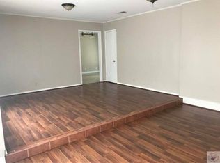 8 Lynda Ave, Texarkana, TX 75503