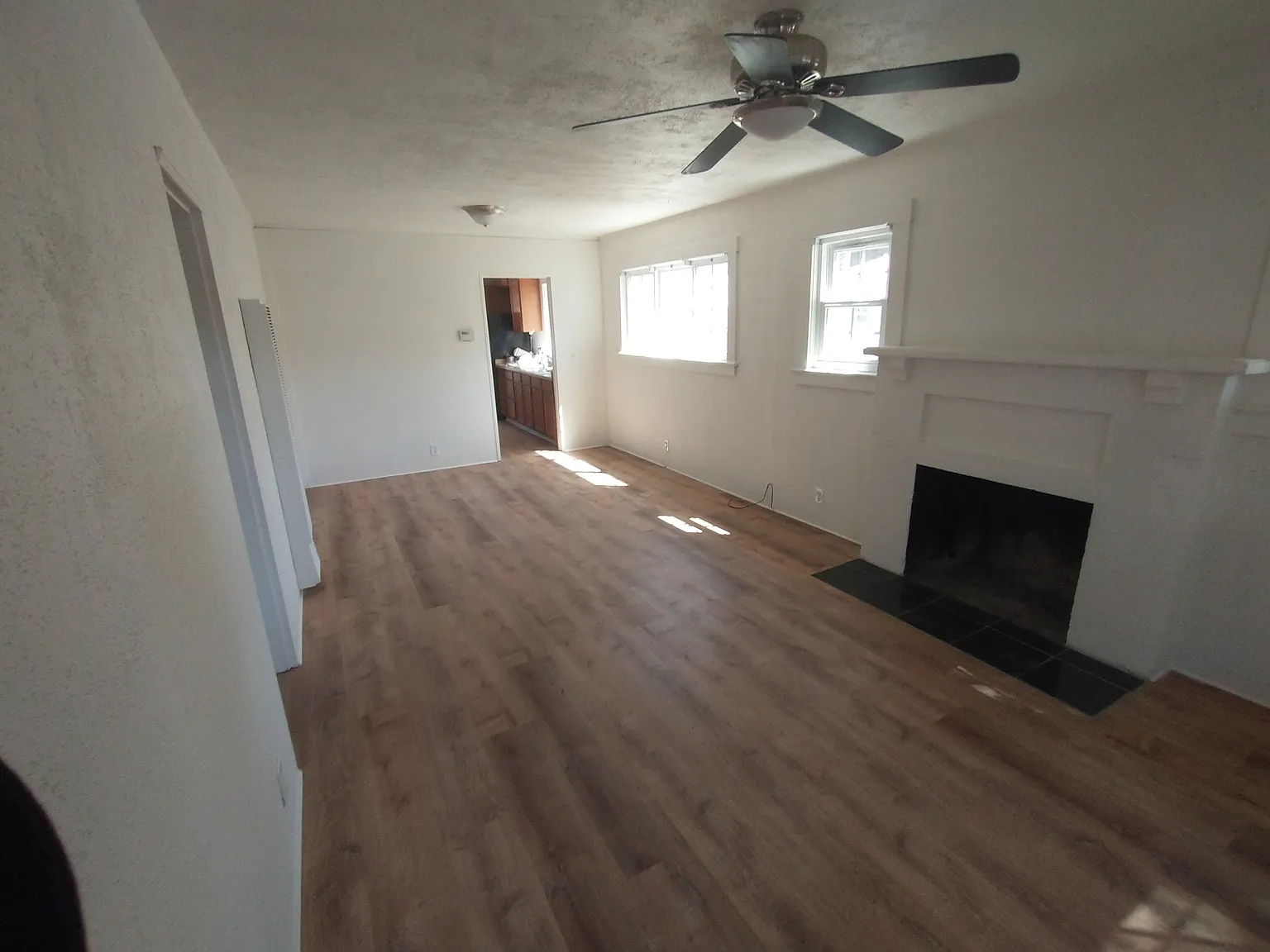 725 W Valerio St — Photo 2