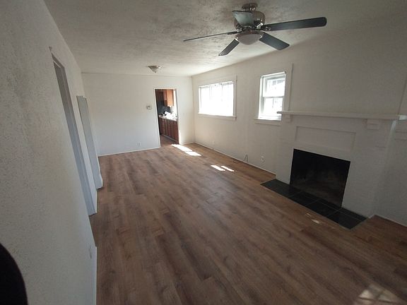 2nd image of 725 W Valerio St