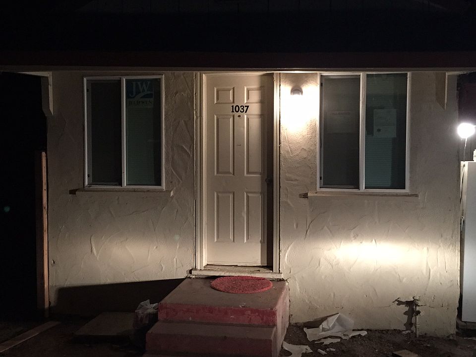 1st image of 1037 N Leslie St