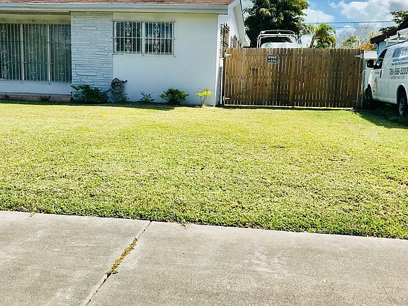 2nd image of 9440 Caribbean Blvd