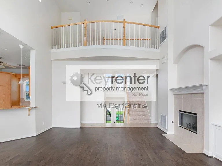 540 Johns Pass Ave — Photo 3