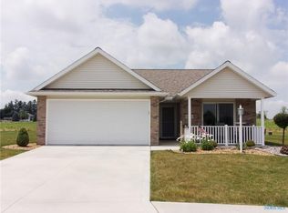 1514 Winter Forest Cir, Bryan, OH 43506