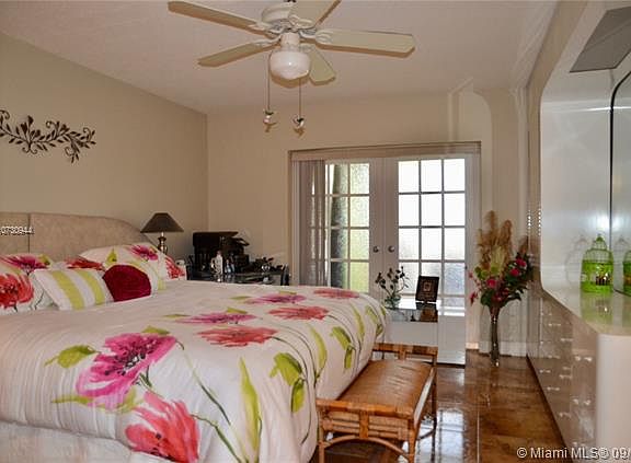 4th image of 4800 Hillcrest Ln APT 108