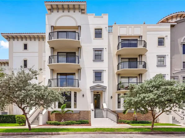 1650 Galiano St #Townhouse 11, Coral Gables, FL 33134