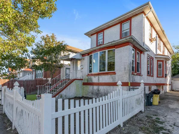 60 E Market Street, Long Beach, NY 11561