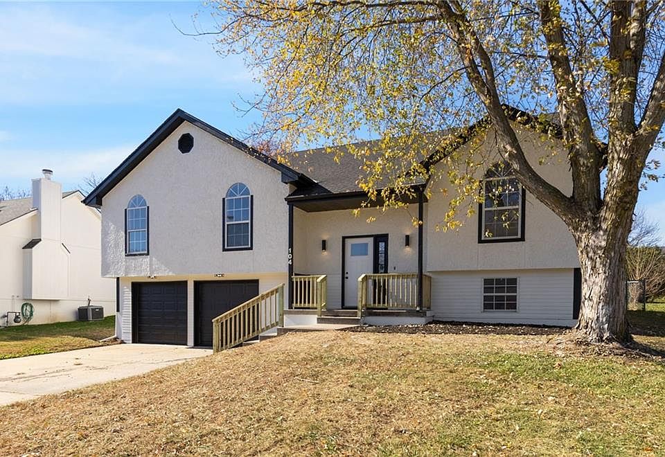 1st image of 104 N Darrowby Dr