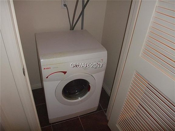 4th image of 2455 W Serene Ave Unit 516