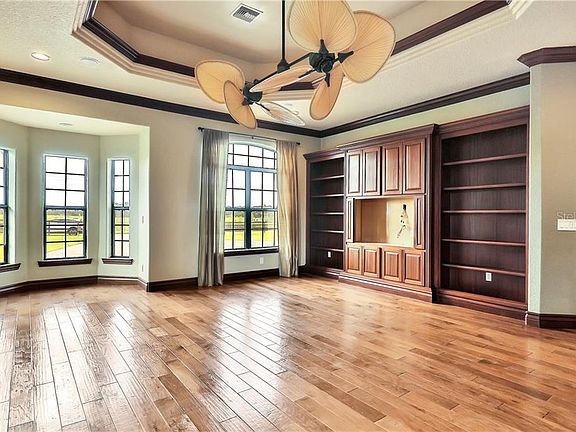 5th image of 22742 Shalimar Ln