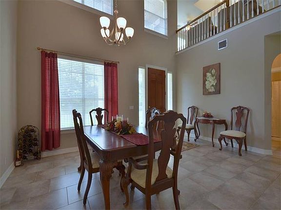2nd image of 10527 River Plantation Dr
