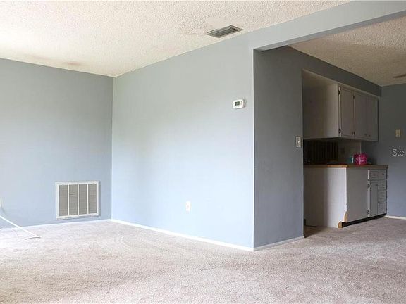 3rd image of 3389 Maitland Dr