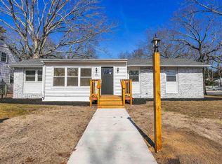 707 W Pennsylvania Ave, Somers Pt, NJ 08244