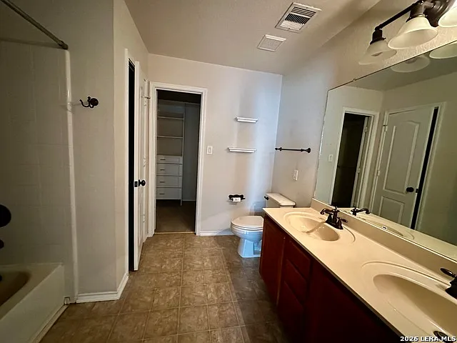 13710 York Woods — Photo 8