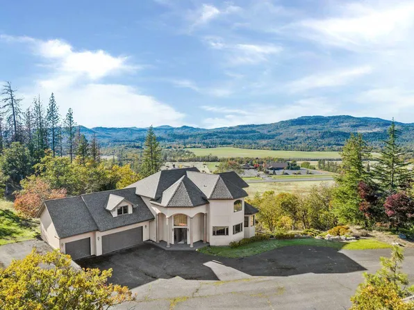 19000 Highway 62, Eagle Pt, OR 97524