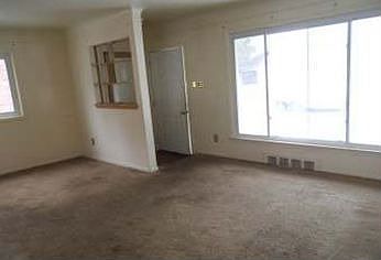 2nd image of 24624 Orangelawn Ave