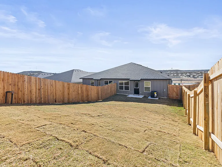 1207 Concord Dr #B — Photo 23