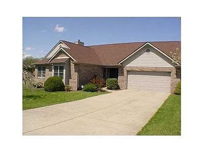 1045 Shadowlawn Ave photo 1