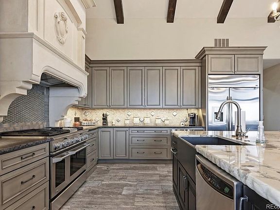 5th image of 843 Diamond Ridge Circle