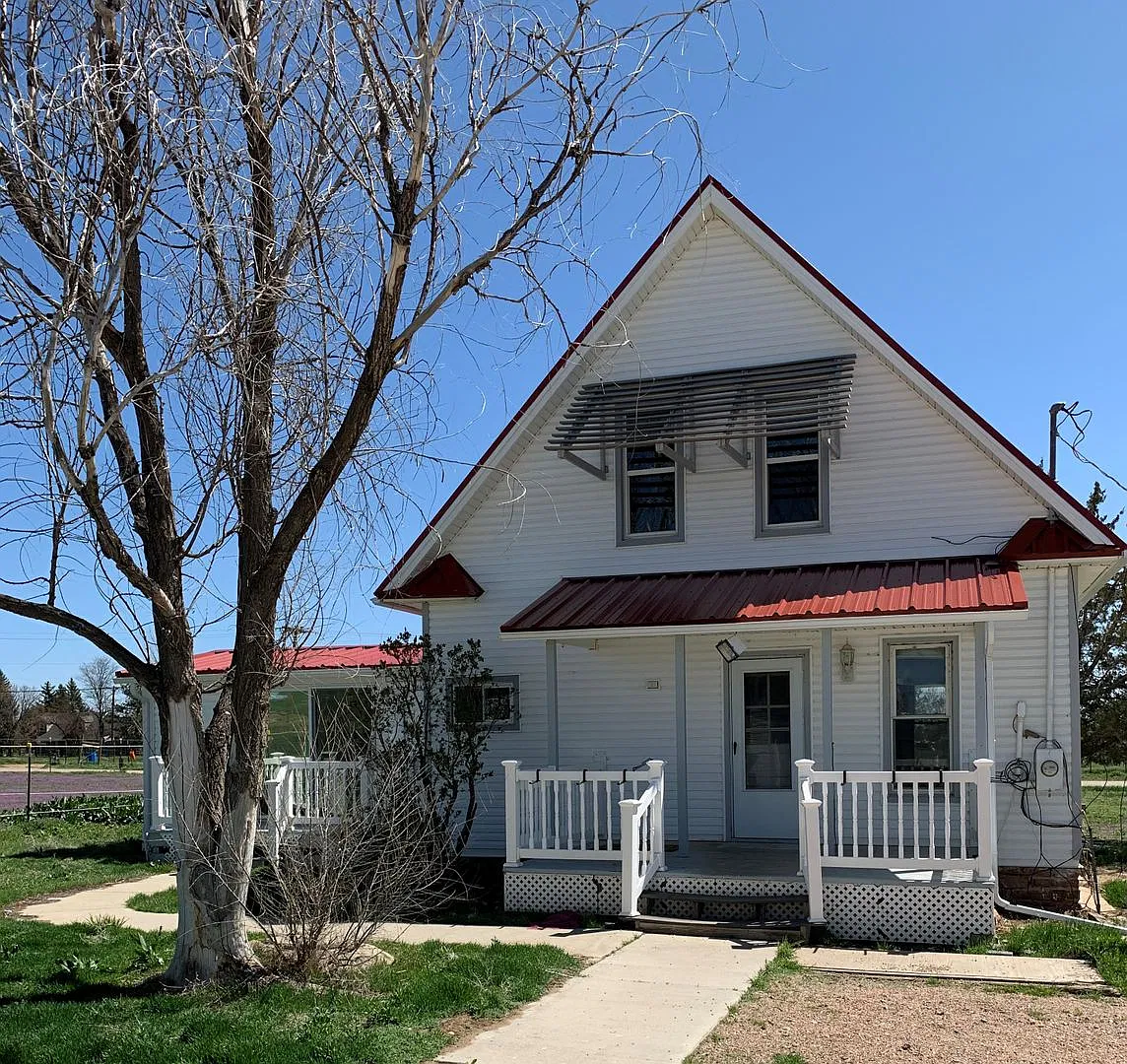 Small, Rustic Farmhouse - Available Now! — Photo 1