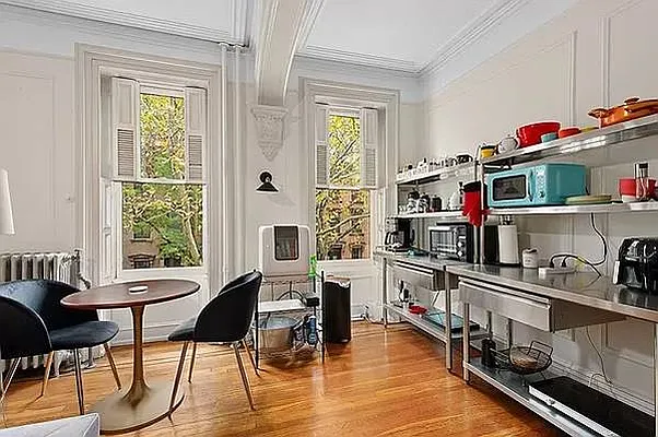 Rented by Compass | media 20