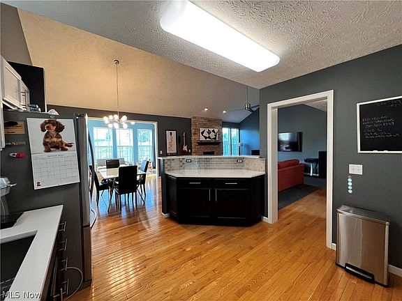 4th image of 4315 Belmont Ct