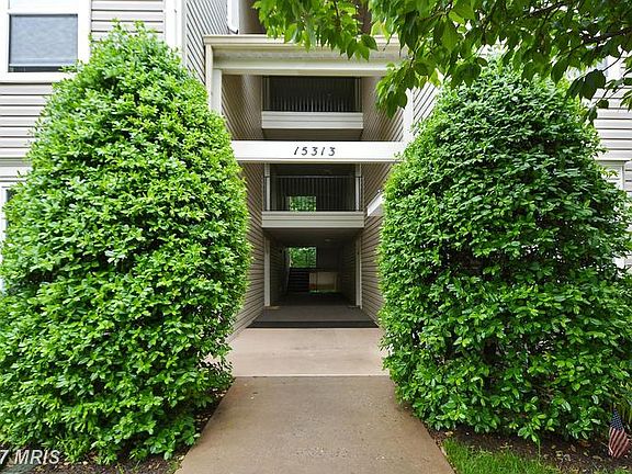 2nd image of 15313 Diamond Cove Ter #98