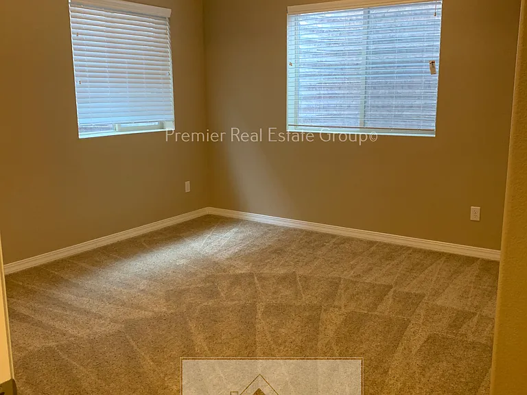 5948 Revelstoke Dr — Photo 12
