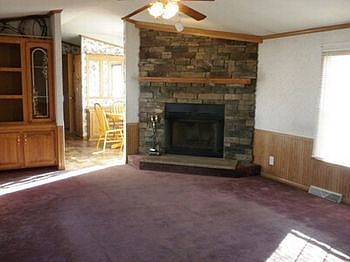 Harbor living rm .jpg