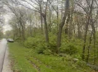 11 E Old Mud Rd, Crete, IL 60417