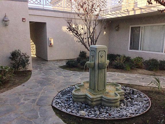 Newest Fountain Pix