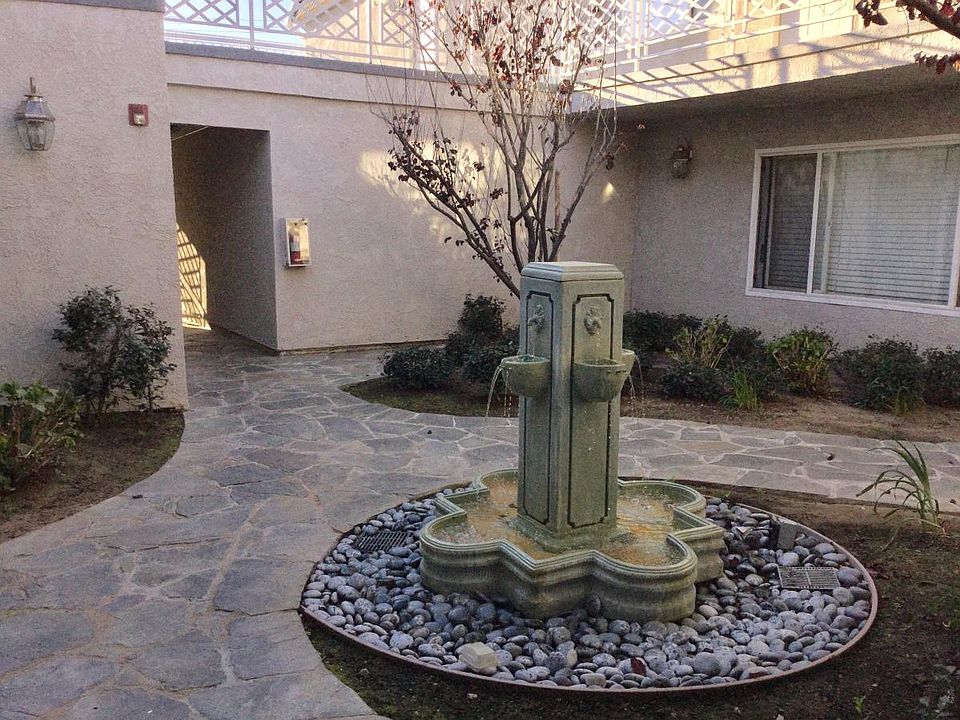 Newest Fountain Pix