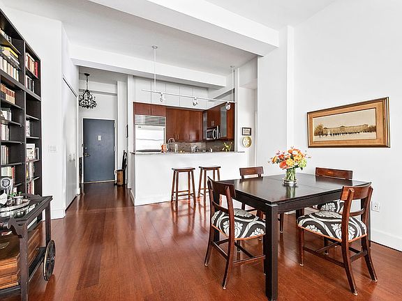 5th image of 80 John St APT 10F