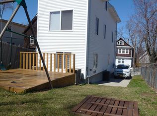 12 Doe Pl, Staten Island, NY 10310