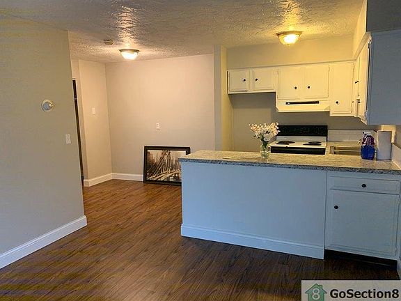 3rd image of 860 Colorado Ave APT 2A