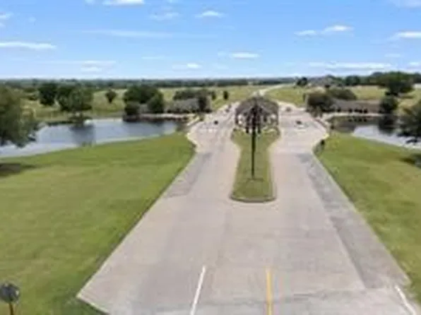 1735 White Bluff Dr, Whitney, TX 76692