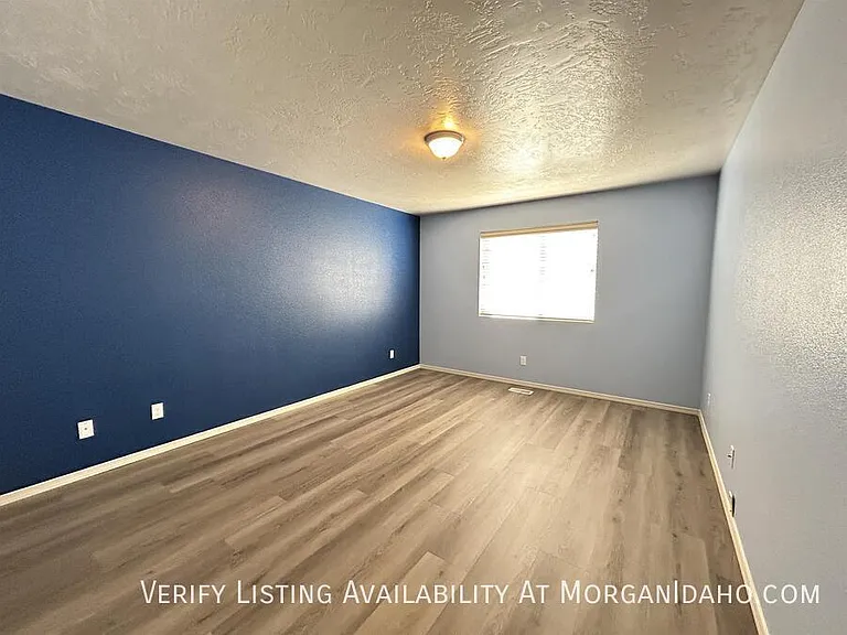 1723 W Bayeux Dr — Photo 11