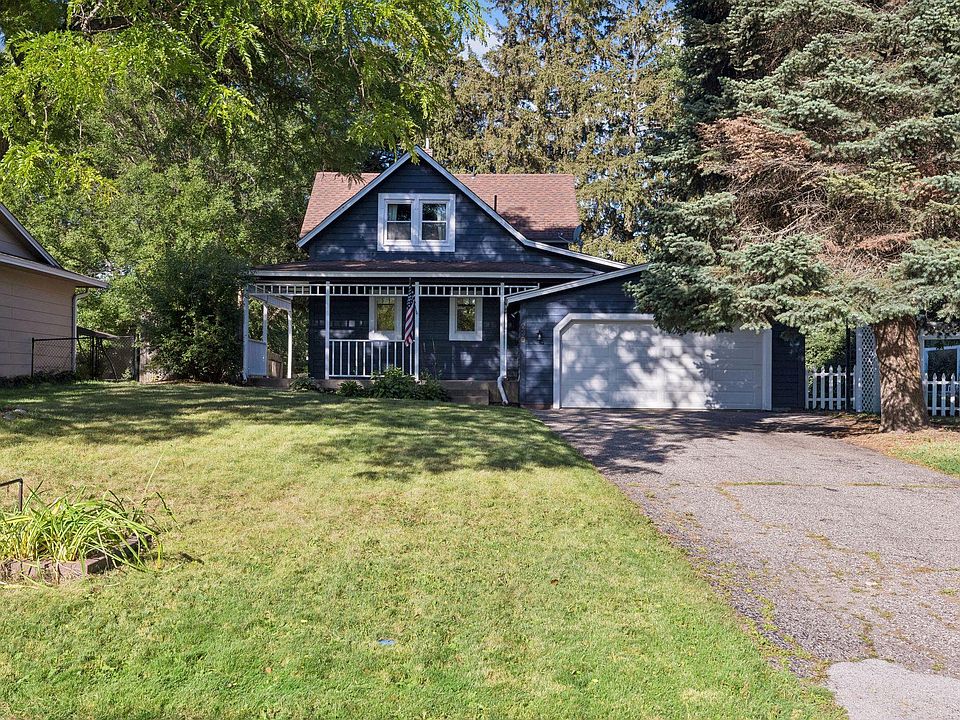 1st image of 239 Oakwood Dr
