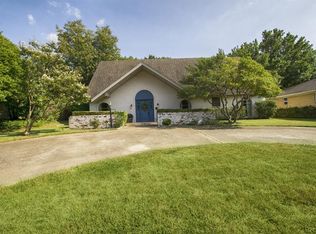 13864 Peyton Dr, Dallas, TX 75240