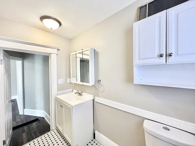 238 Madison St #3 — Photo 5