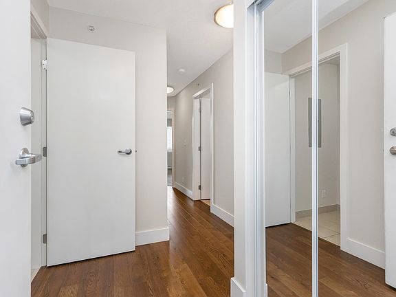 5th image of 2233 McKenzie Rd #418