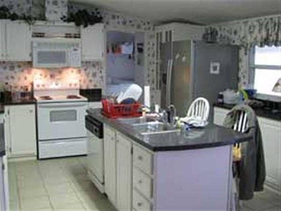 Home for Sale in Decatur, TN $99,900