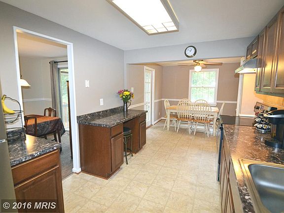 5th image of 2614 Puritan Ct