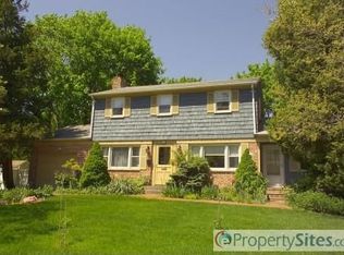 125 Maple St, Islip, NY 11751