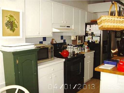 3rd image of 3500 Flintwood Cir