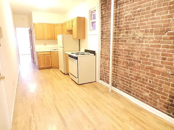 4th image of 266 15th St #3