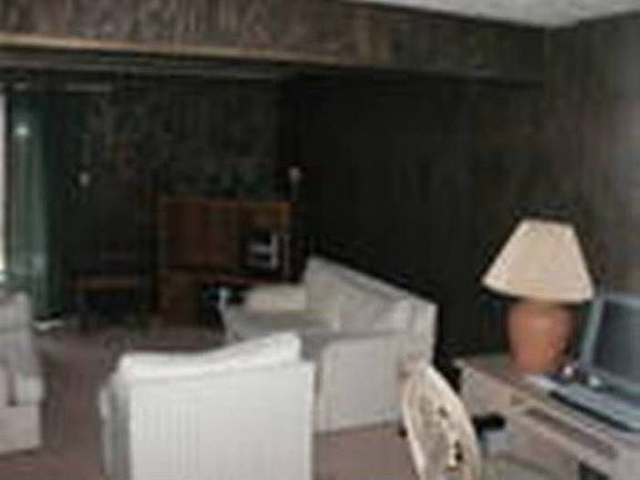 LOWER LEVEL