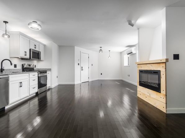 130 Temple St #555