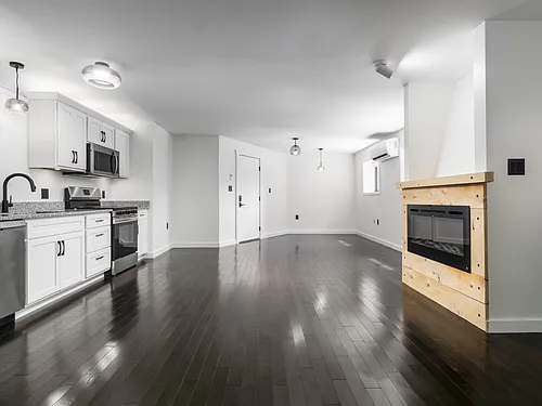 130 Temple St #555 Photo 1