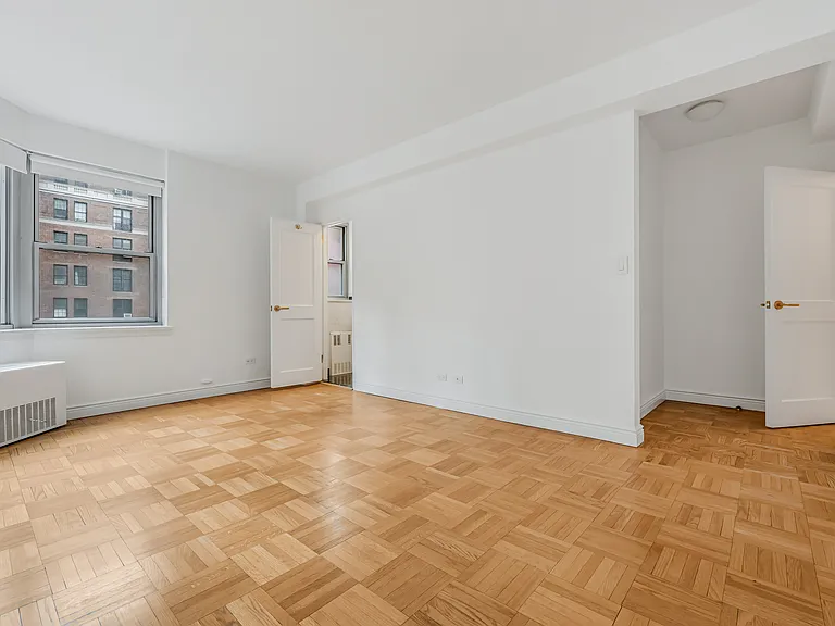 80 Park Ave #9J — Photo 22