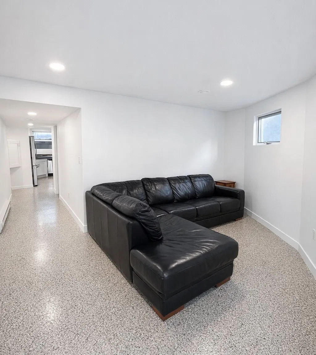 2 bed, $1,125 — Photo 4